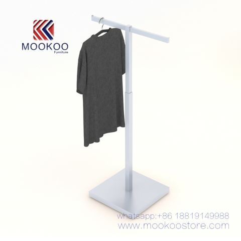 Stojan na oblečení