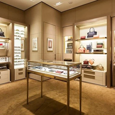 Starožitné šperky kabinetu