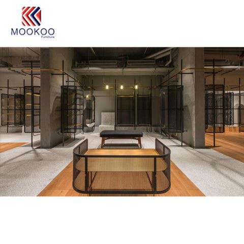 Stojan na oblečení