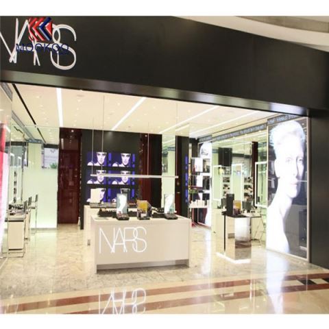 Francie Obchod Design make-upu